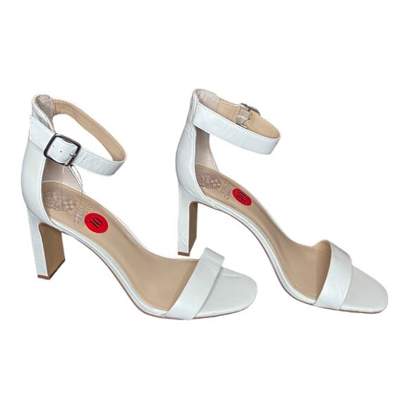 Vince Camuto Shoes - NWT Vince Camuto Bendiva White Leather Open Toe Heels with Ankle Strap size 10